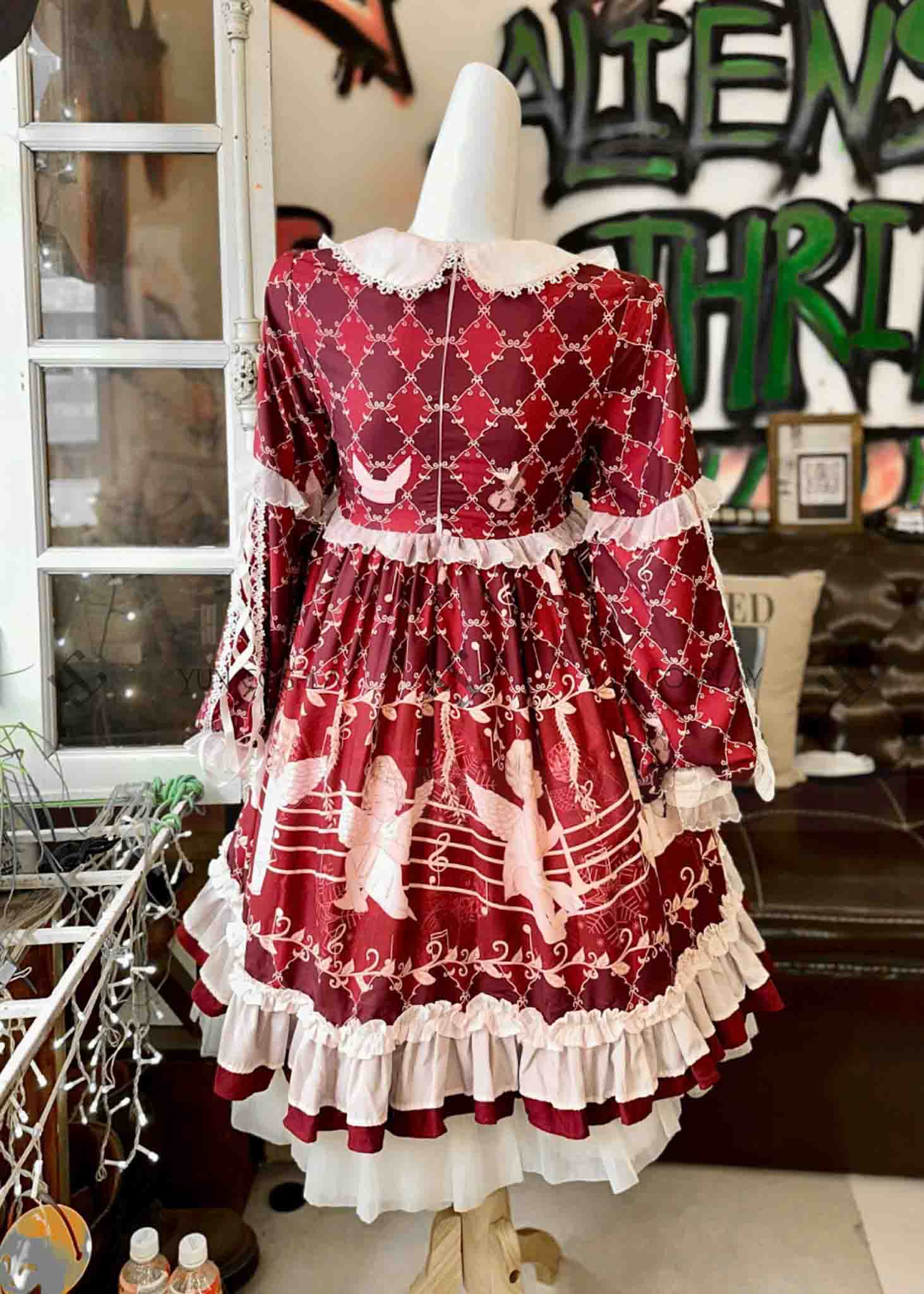 vay-lolita-mau-do-dang-babydoll-1